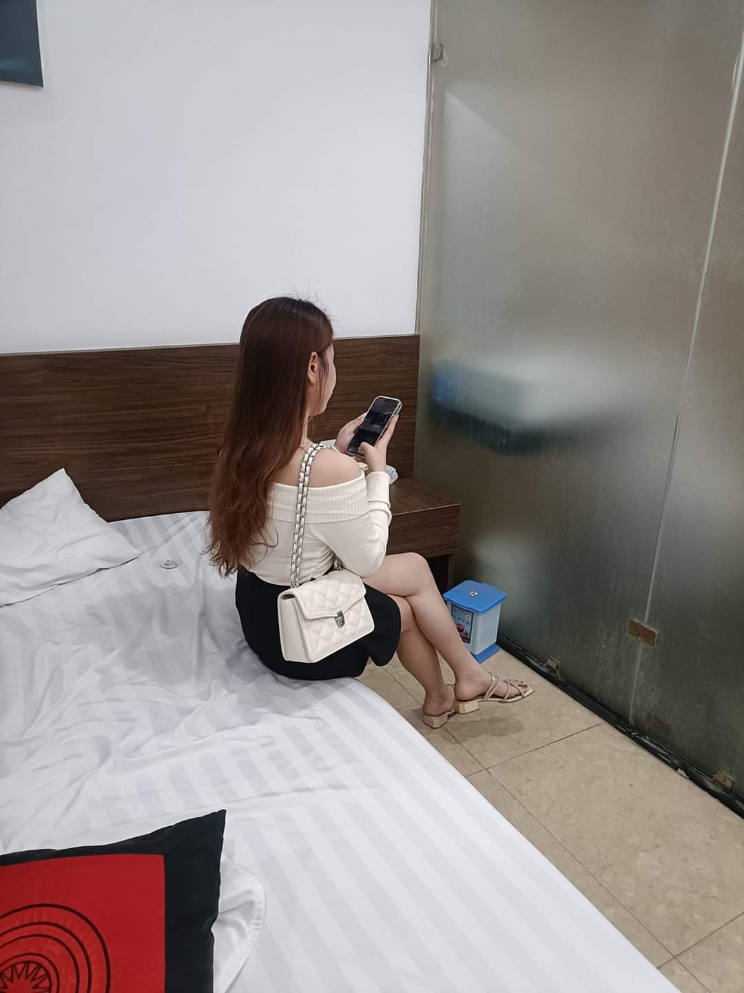 116935-75a7ddb1973d.jpg