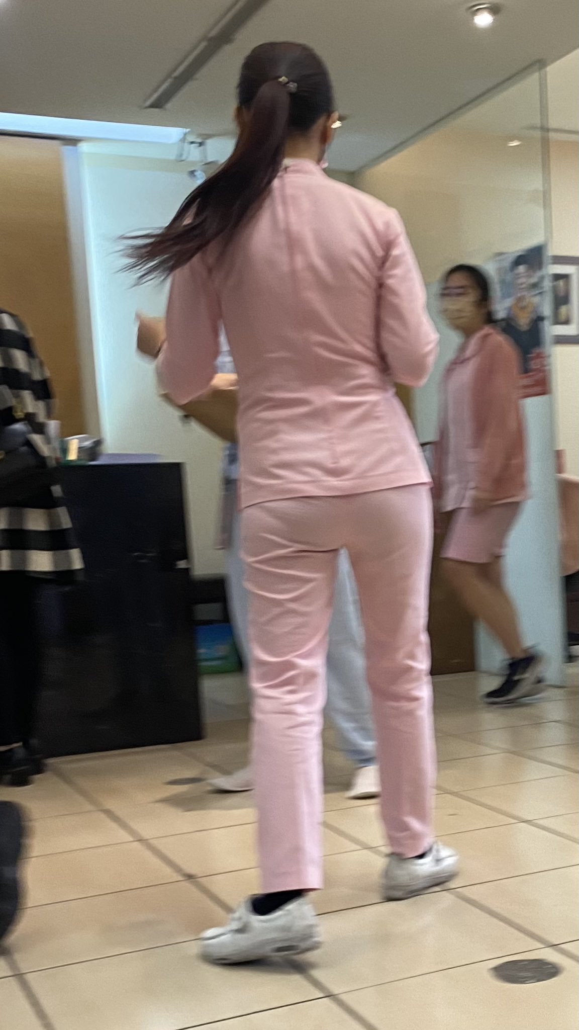 264754-9a26847ab363.jpeg