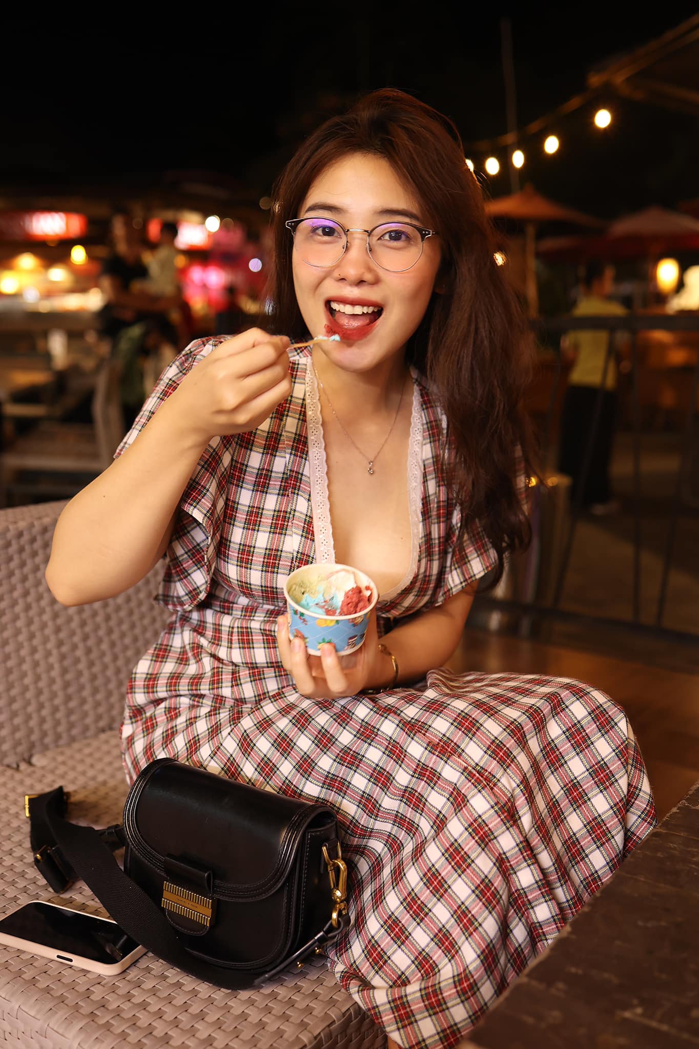 272558-2c1218050d69.jpg