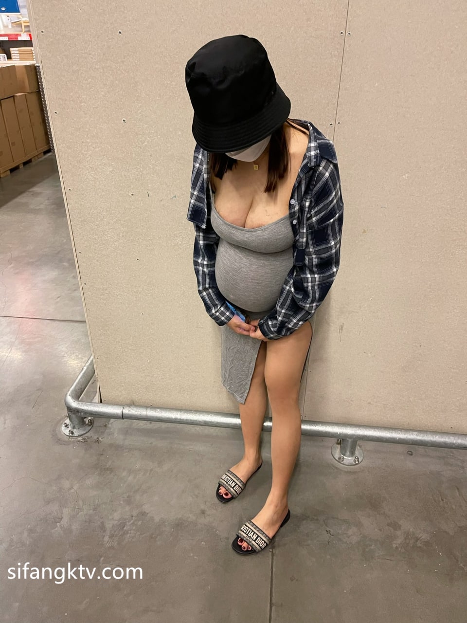 55521-0704351ee759.jpg